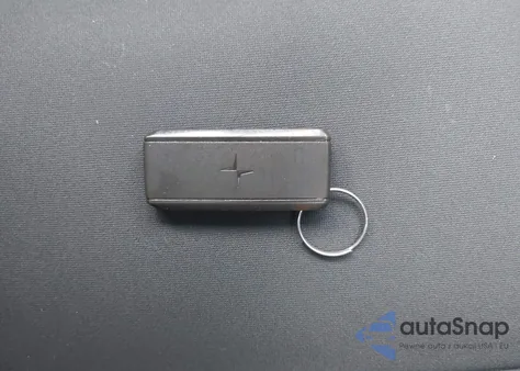 2024 Polestar 2 Long Range Dual Motor/Long Range Dual Motor Plus z USA, uszkodzony, nr VIN YSMFD3KA6RL219079